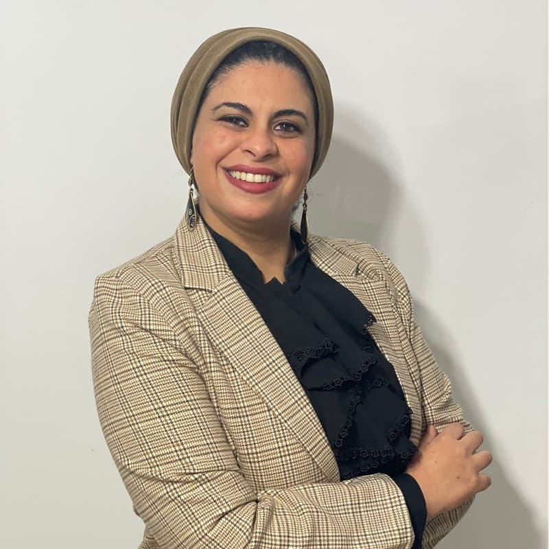 منى شقرف